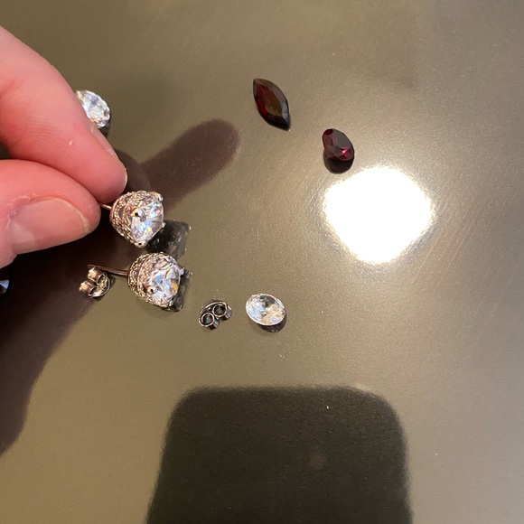 Sterling Silver Stamped Round brilliant crown set earrings @1.5 ct each CZ - Picture 6 of 8